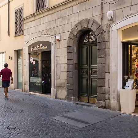 Apartman Romac Medici 3-bedroom Holiday Near Spanish Steps *
