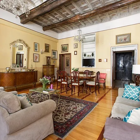Appartement Romac Medici 3-bedroom Holiday Near Spanish Steps Rome